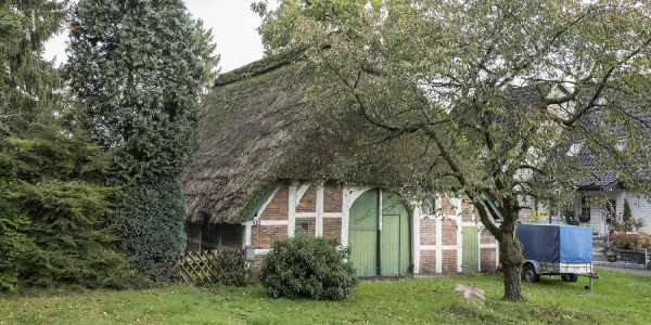 Die historische Rauchkate an der Cuxhavener Straße. Foto: Andre Zand-Vakili Rauchkate in Fischbek ist nächster historischer Kummerfall im Bezirk