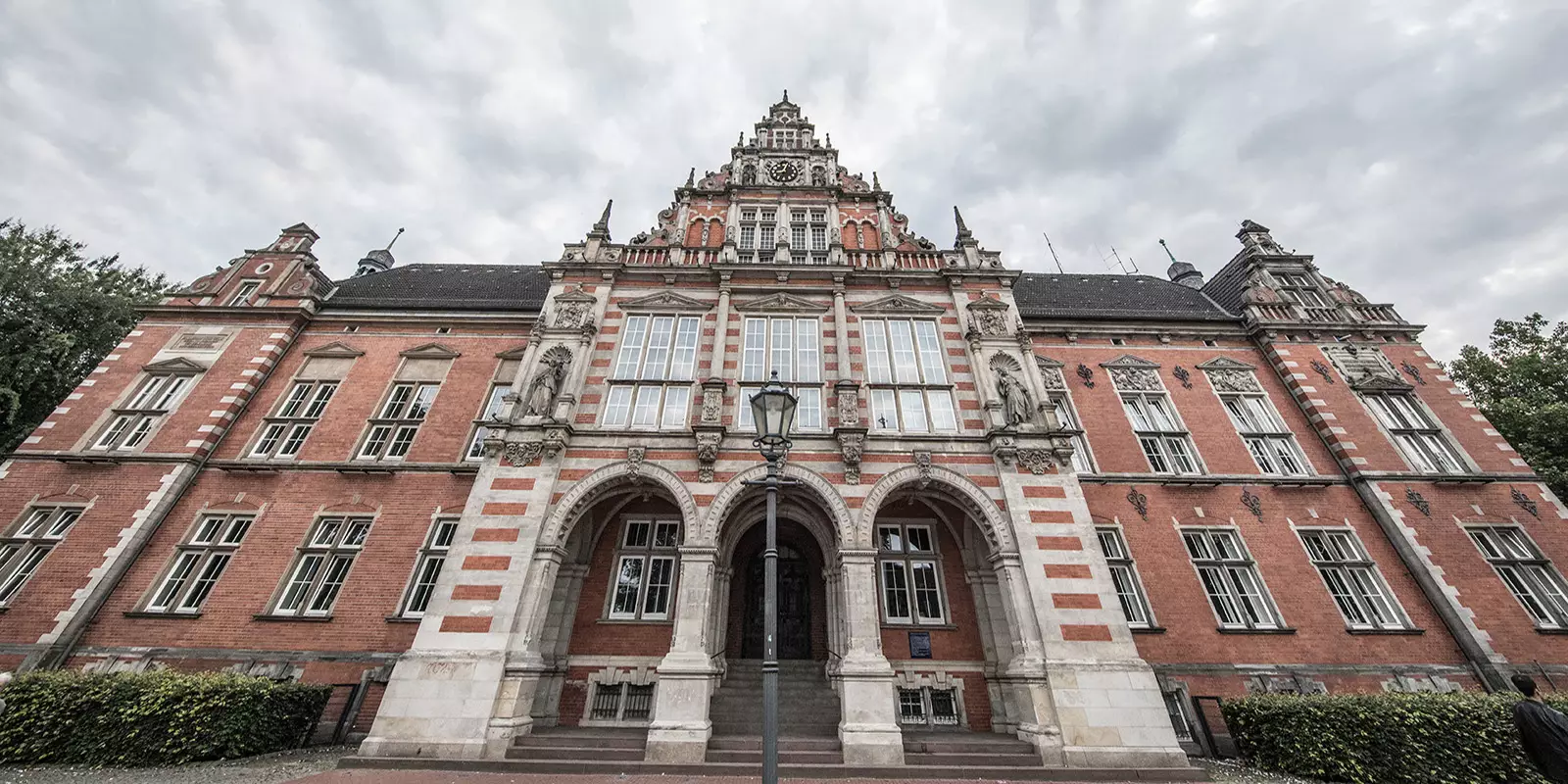 Das Harburger Rathaus, Sitz der Bezirksversammlung. Foto: zv