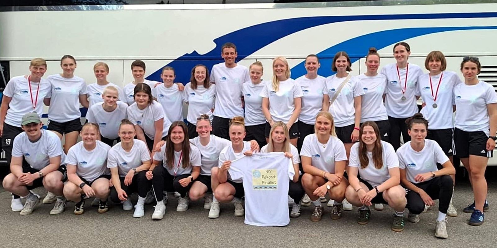 Große Freude auf das Fußball-Ereignis des Jahres: Hertha BSC Berlin ist bald zu Gast beim Team Jesteburg-Bendestorf. Foto: privat