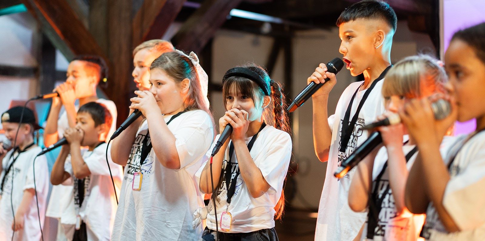 Youngster Camp:  Singen ist leichter als gedacht und in der Gruppe macht es richtig Spaß. Foto: Jan Karl