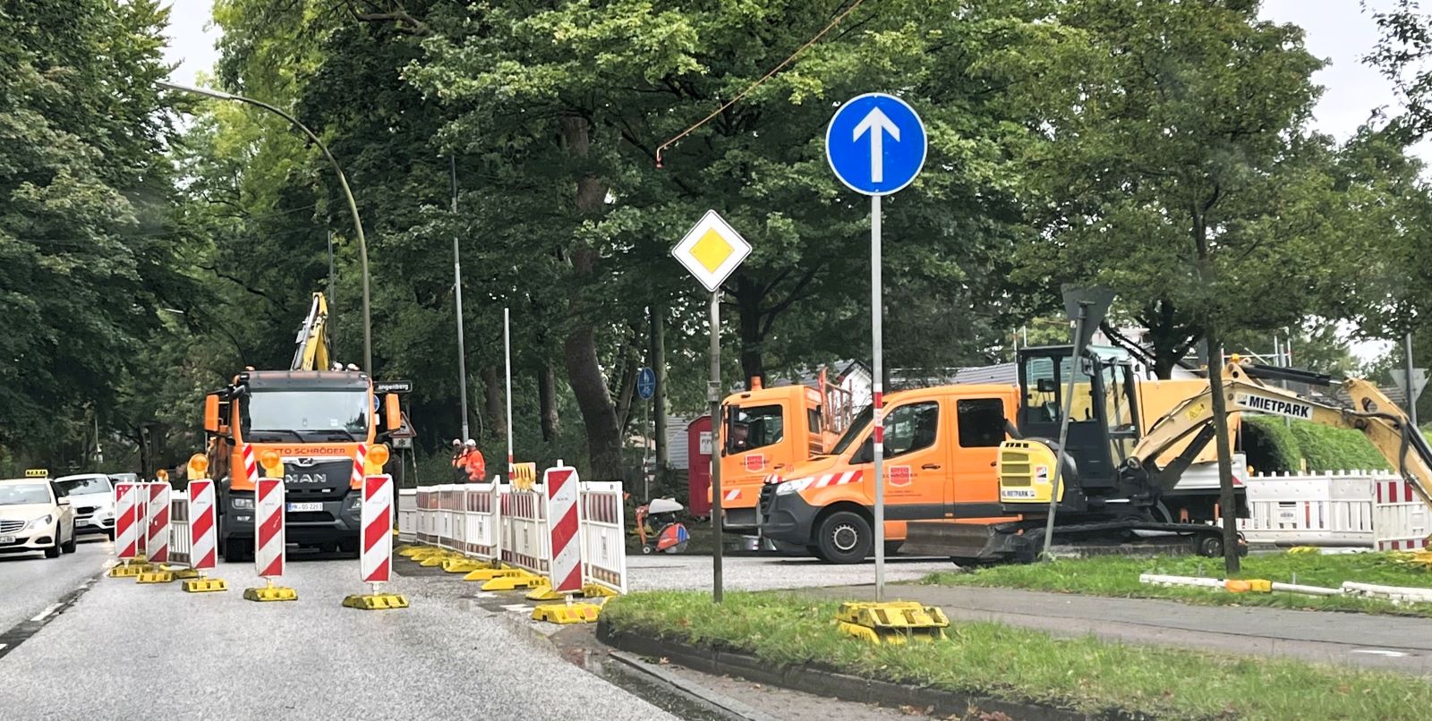 Durch die Baustelle am Langenberg kommt es auf der Bremer Straße zu Wartezeiten. Foto: Christian Bittcher