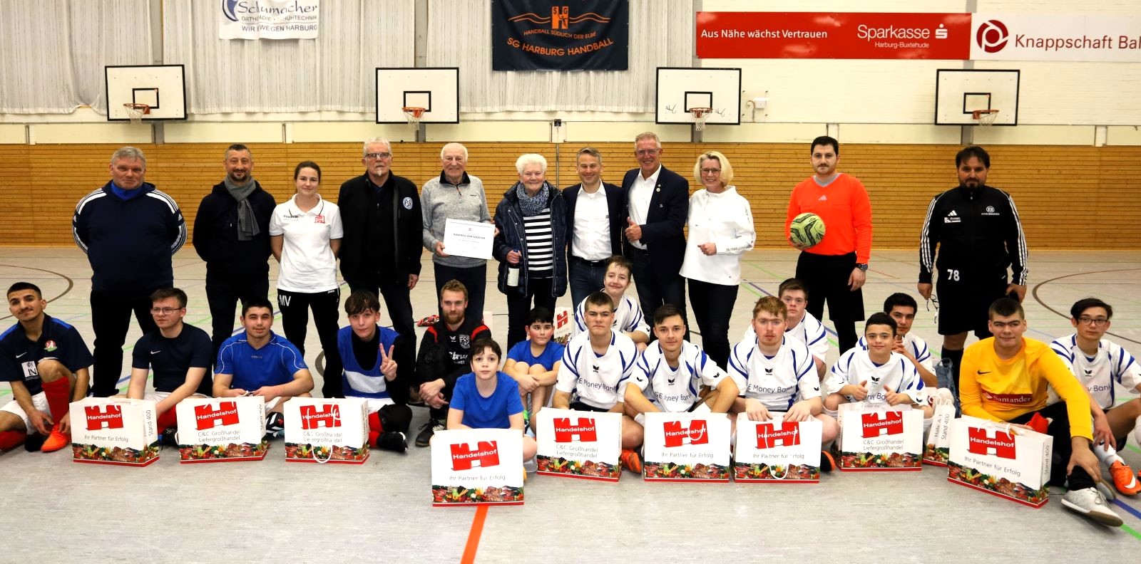 Ehre für Harburger Sportsmann: Manfred von Soosten für sein Lebenswerk ausgezeichnet