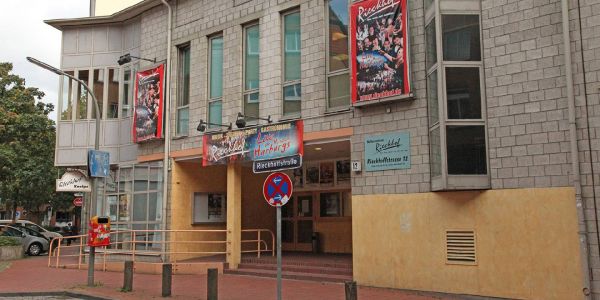 Der Rieckhof, bislang Harburgs Veranstaltungszentrum. Foto: André Zand-Vakili Harburgs Rieckhof soll "Wärmestube" und Platz zum "Abhängen" werden