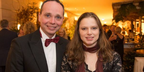 Melanie Leonhard, hier mit dem Bürgerschaftsabgeordneten Sören Schumacher, beim Jägerball. Foto: André Zand-Vakili Melanie Leonhard: Ein Marmstorferin an der Spitze der Hamburger SPD