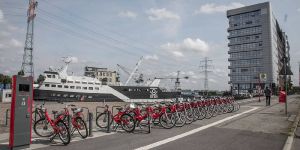 Mit dem Fahrrad durch Harburg: Auf urbane Fahrradsicherheit achten