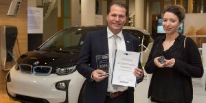 Autohaus B&K: Auszeichnung für ausgezeichnete Ausbildung
