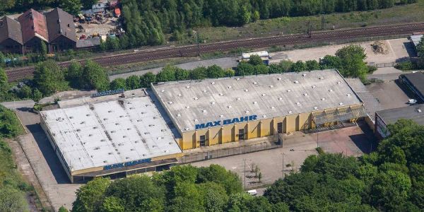 Ex Max-Bahr: Wann tut sich was an der Buxtehuder Straße?