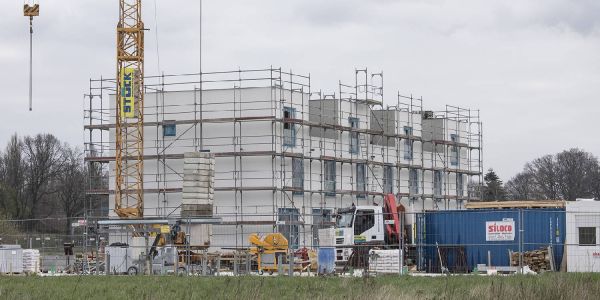 Eine der Baustellen im Bezirk, hier in Neugraben. Foto: Andre Zand-Vakili Baugenehmigungen: Harburgs Verwaltung ist dabei Musterknabe