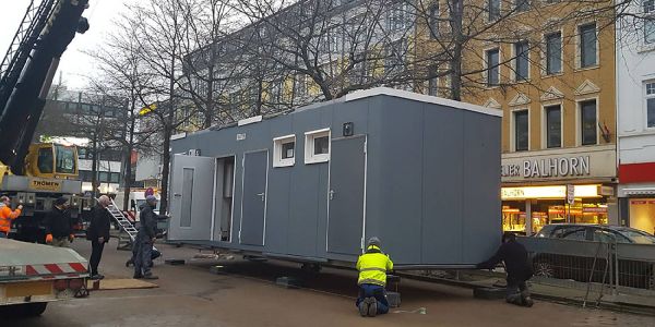 Zweiter Fall von Parkplatzvernichtung für WC-Container in der Innenstadt