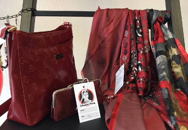 DRK-Shop „Schwester Henny": Kleidung Spenden statt umtauschen - harburg