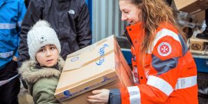 Hilfspakete für Osteuropa: Startschuss für den Johanniter-Weihnachtstrucker