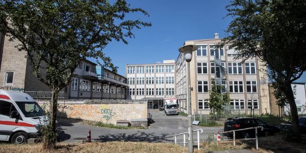 Das ehemalige Gebäude des Zentrums für Energie-, Wasser- und Umwelttechnik der Handwerkskammer an der Buxtehuder Straße. Foto: André Zand-Vakili Ort