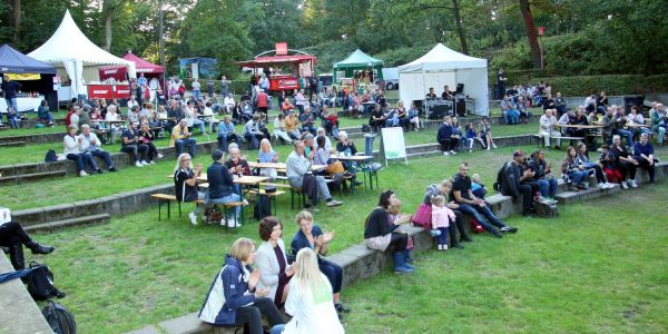Tolles Wetter und viel Musik: Guter Start für "Sommer im Park"