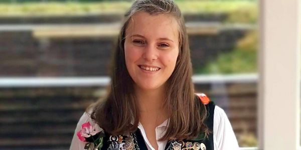 Die 19-jährige Martina Koch wurde neue Kreisjugendkönigin. Foto: privat Martina Koch vom SV Rönneburg ist neue Kreisjugendkönigin