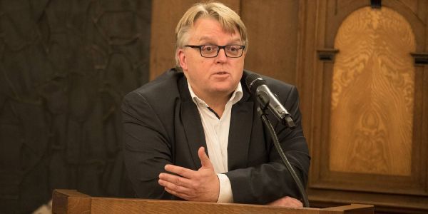 Frank Richter redete in der Bürgerfragestunde Klartext. Foto: André Zand-Vakili BV