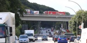 Schäden an A7-Brücke: Bis Mittwoch Behinderungen auf Stader Straße