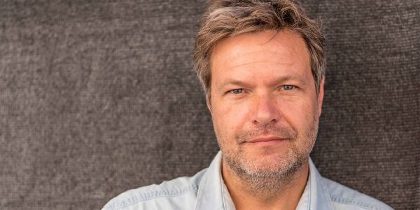 Mütter haltet eure Gretas fest: Robert Habeck kommt nach Harburg