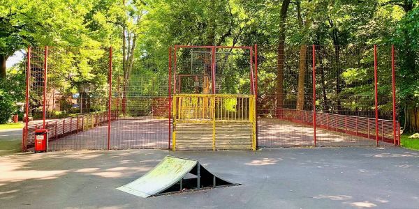 Start der Bauarbeiten: Alles neu auf dem Spielplatz Kapellenweg
