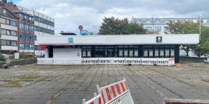 Abriss Bolero-Gebäude verzögert sich: Wochenmarkt zieht Montag nicht um