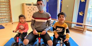 Berufsperspektive "Kita-Assistent": DRK engagiert sich bei Qualifizierung