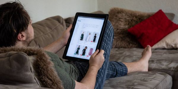 Foto: André Zand-Vakili Darfs online sein? – Shoppen von Mode bis Inneneinrichtung