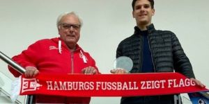 Vom HTB zum Fußball-Profi: Auszeichnung für Igor Matanovic