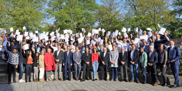 Jubel an der TUHH: 111 Studierende erhalten Deutschlandstipendium