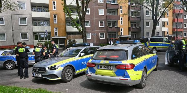 Neugraben: Großeinsatz der Polizei wegen Schüssen in Schulumfeld