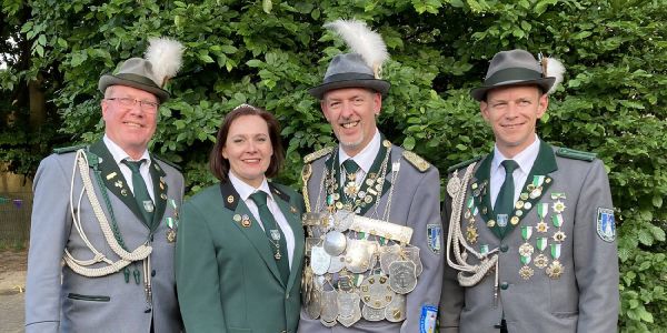 Schützenverein Fleestedt proklamiert Jubiläumskönig Carsten Brockmann