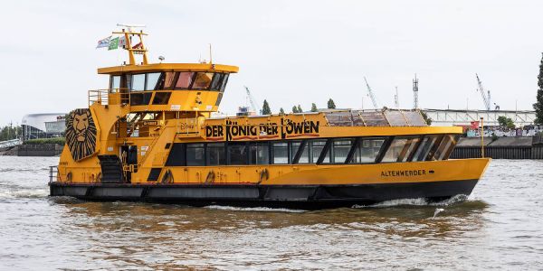 Fähren werden in Hamburg bereits auf mehreren Linien eingesetzt. Foto: André Zand-Vakili Hafenfähre