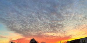 Schönes Herbstwetter: Bizarre Wolkenformationen zogen Blicke auf sich