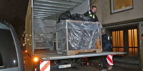 Marihuana-Plantage im Phoenix-Viertel gefunden - Mehrere Kilogramm Drogen bei Hausdurchsuchung in der Lassallestraße sichergestellt - Staatsanwaltschaft zieht das Verfahren noch am Abend an sich!