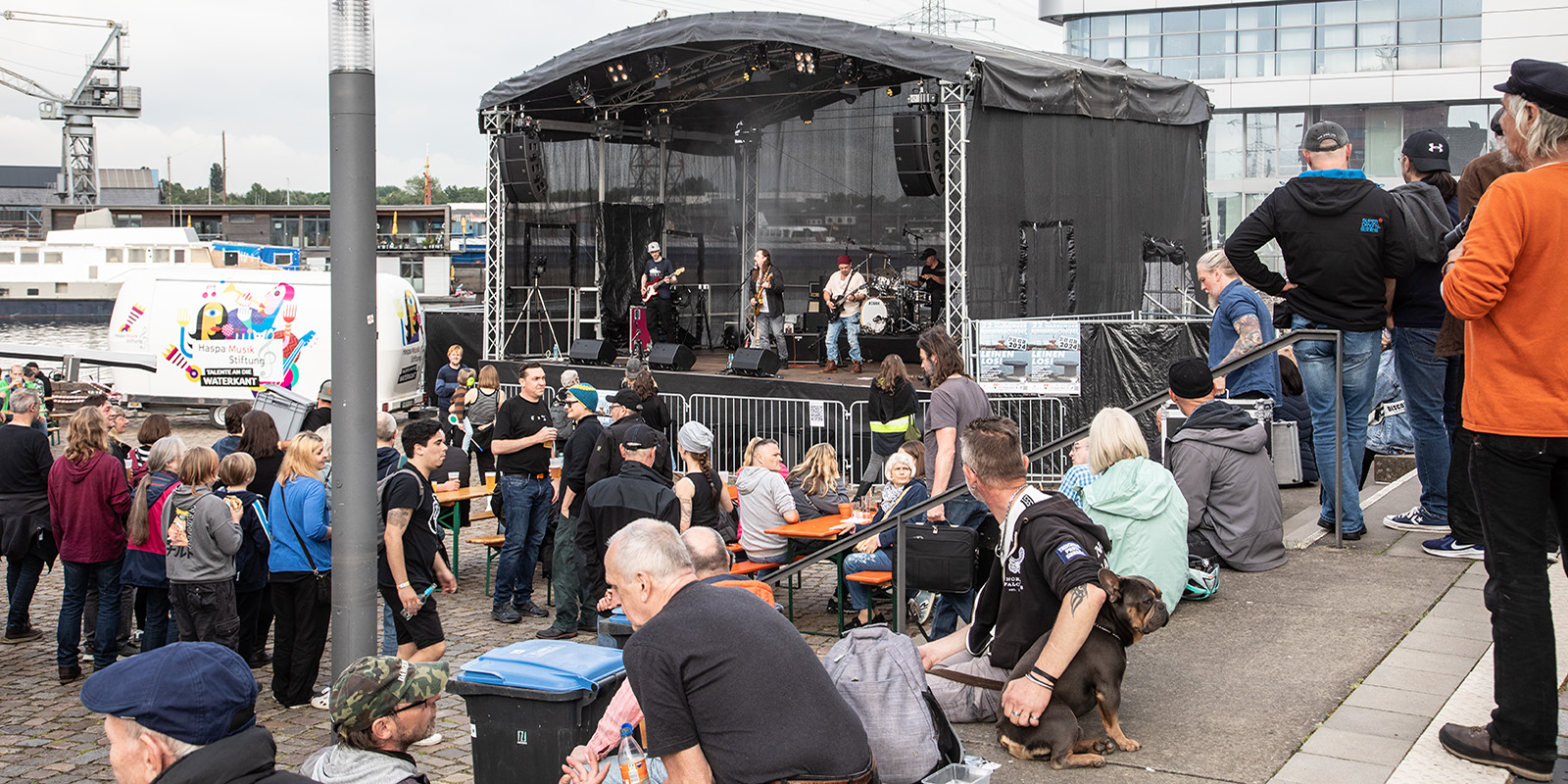 Binnenhafenfest startet mit einem Hardrock-Abend auf dem Kanalplatz