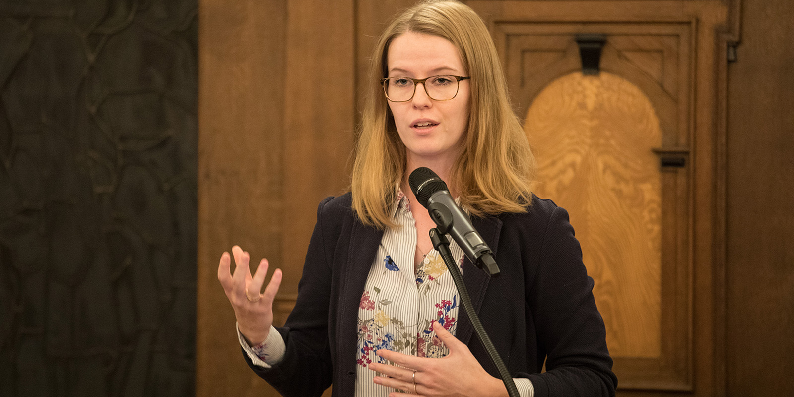 "Politischer Nobody" kickt Harburgs FDP-Chefin aus Bezirksversammlung