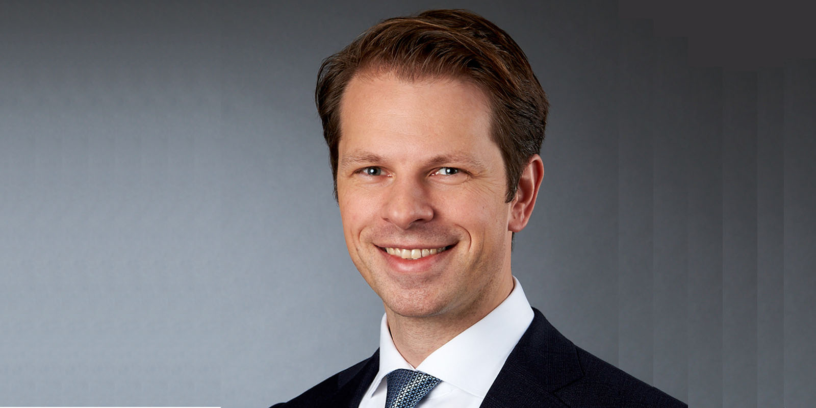 Frederik Schröder wird Vorstandsmitglied der Sparkasse Harburg-Buxtehude. Foto: Sparkasse Frederik Schröder wird Vorstandsmitglied der Sparkasse Harburg-Buxtehude. Foto: Sparkasse