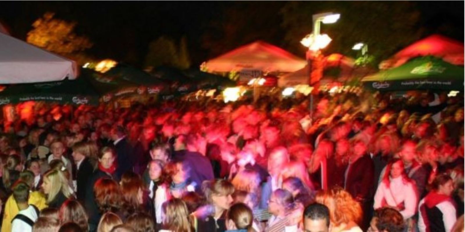 Hittfelder Dorffest: Beim Tanzen von Gegenstand getroffen - Polizei sucht Zeugen