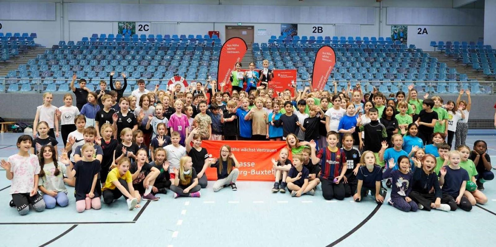 VTH-Grundschulturnier: 150 Kinder beim Sparkassen VolleyGrundschulCup