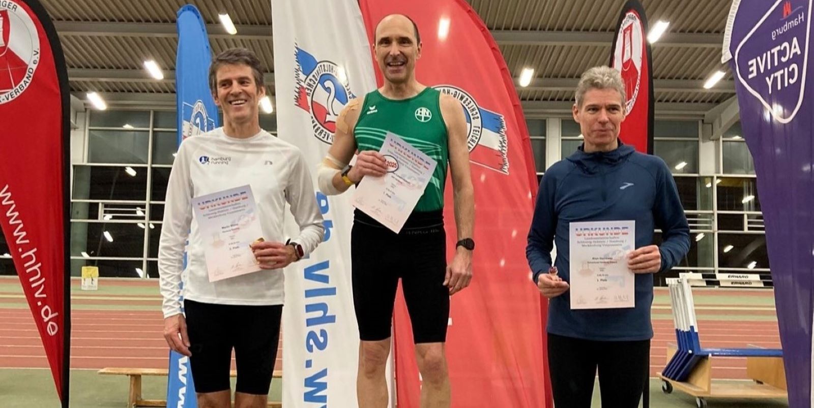 Bei den Landeshallenmeisterschaften der Masters gewann Michael Lewandowski in der Altersklasse M60 den Titel über die 1500 Meter. Foto: HNT Bei den Landeshallenmeisterschaften der Masters gewann Michael Lewandowski in der Altersklasse M60 den Titel über die 1500 Meter.