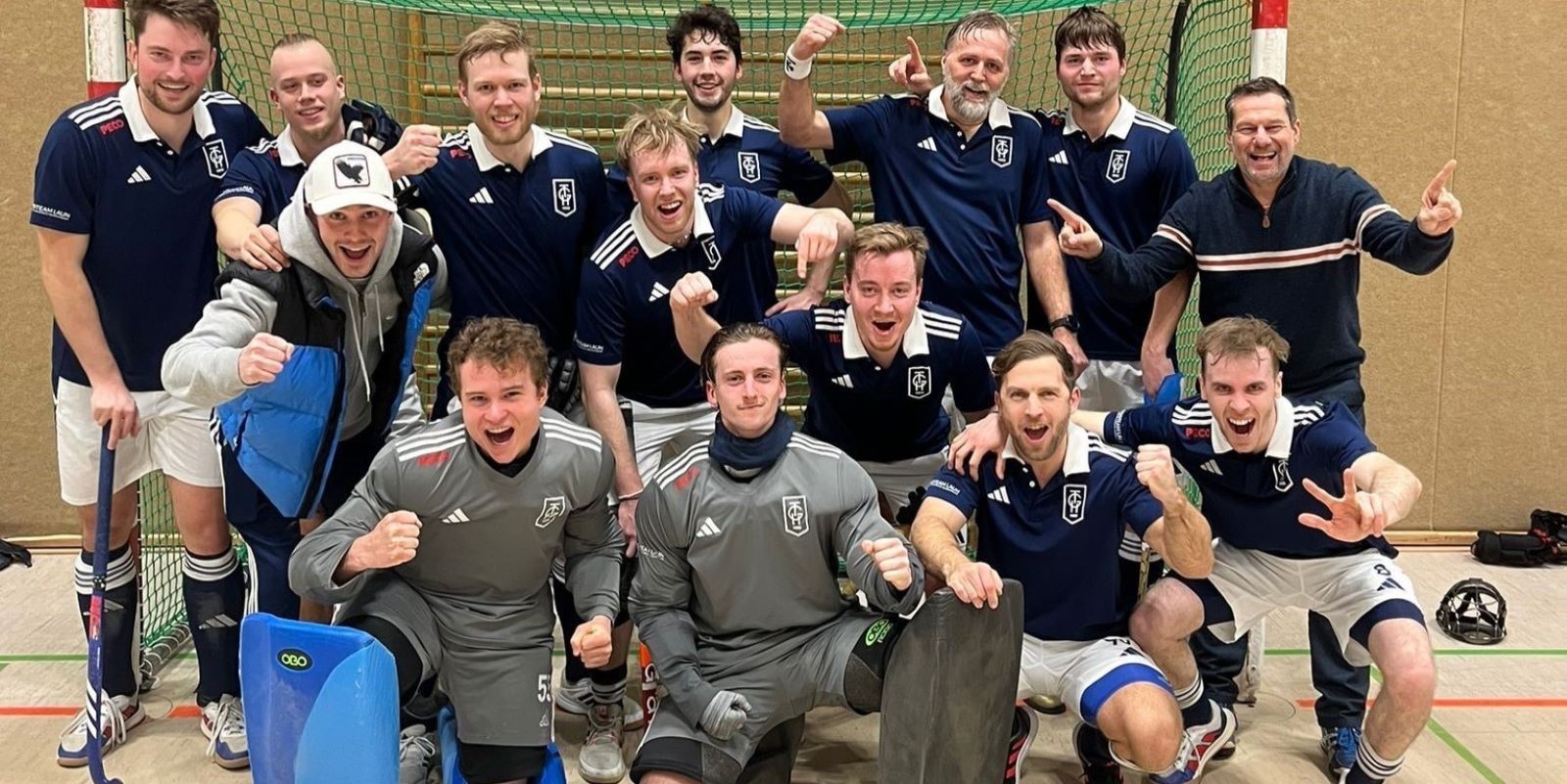 Mit jedem gewonnenen Spiel kommen sie ihrem gemeinsamen Ziel „Wiederaufstieg in die Regionalliga" ein Stück näher.