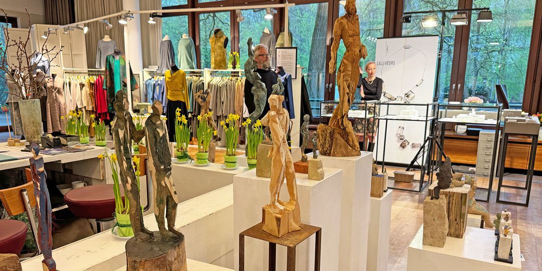Kunst, Handwerk und Design: Die Osterausstellung im Hotel Lindtner. Foto: zv Kunst, Handwerk und Design: Die Osterausstellung im Hotel Lindtner. Foto: zv