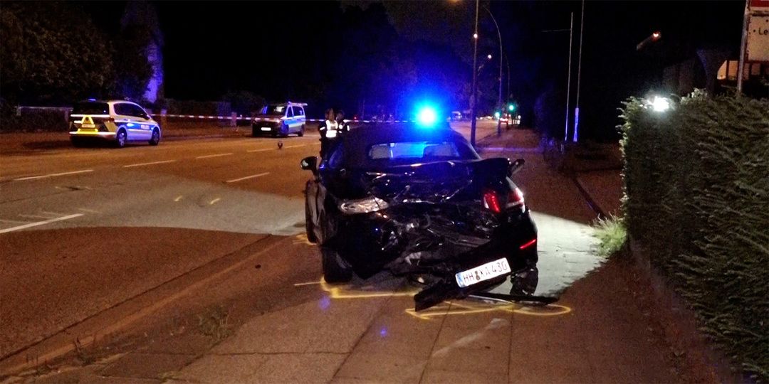 Illegales Autorennen auf Cuxhavener Straße - ein Beteiligter flüchtet