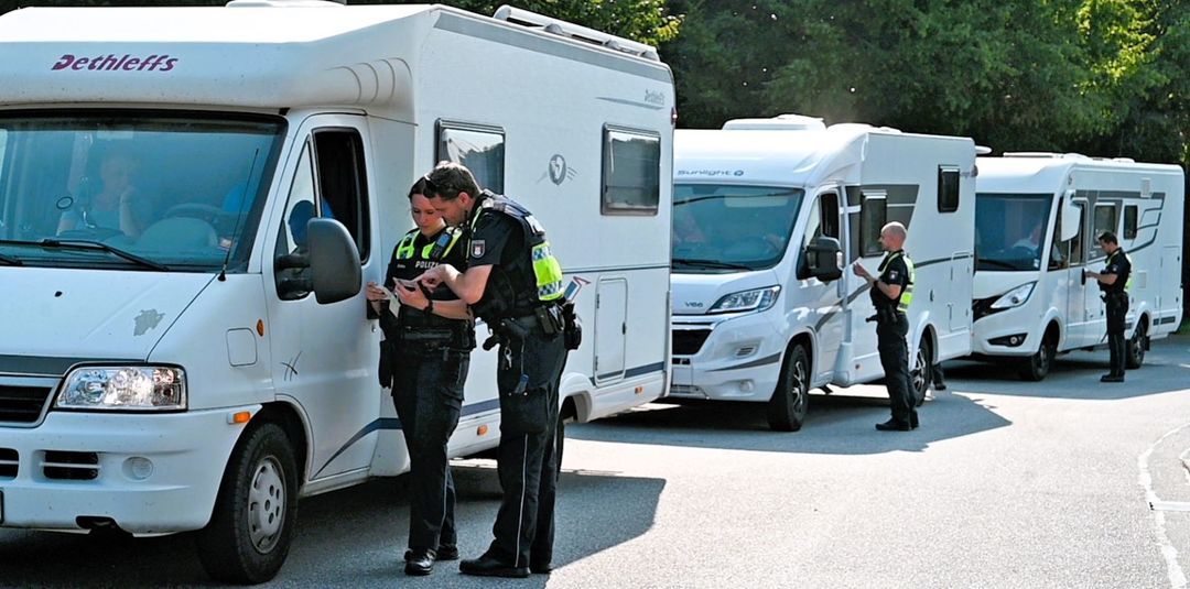 Operation „Safe Holiday“: Polizei kontrolliert erneut Urlaubsverkehr auf A7