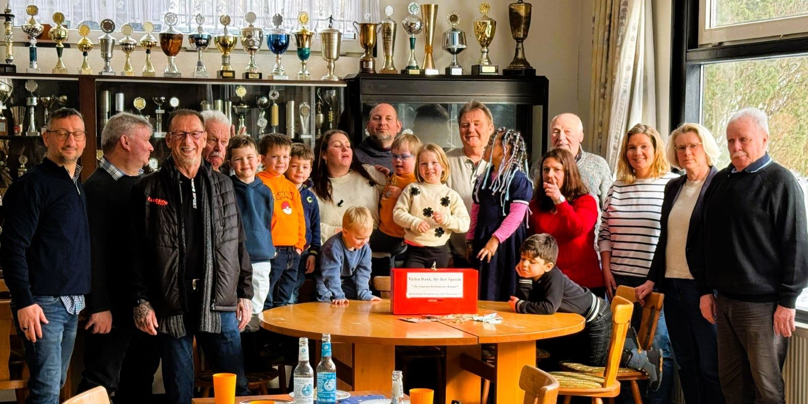 Harburger Hallencup: 5200 Euro-Spende für die Kita Schneverdinger Weg