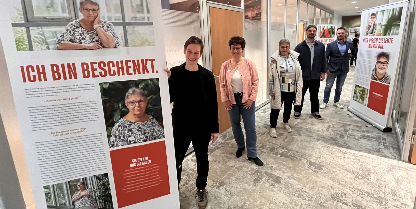 „Glück inklusive - Unser Leben mit Behinderung": Neue Ausstellung in der Sparkasse