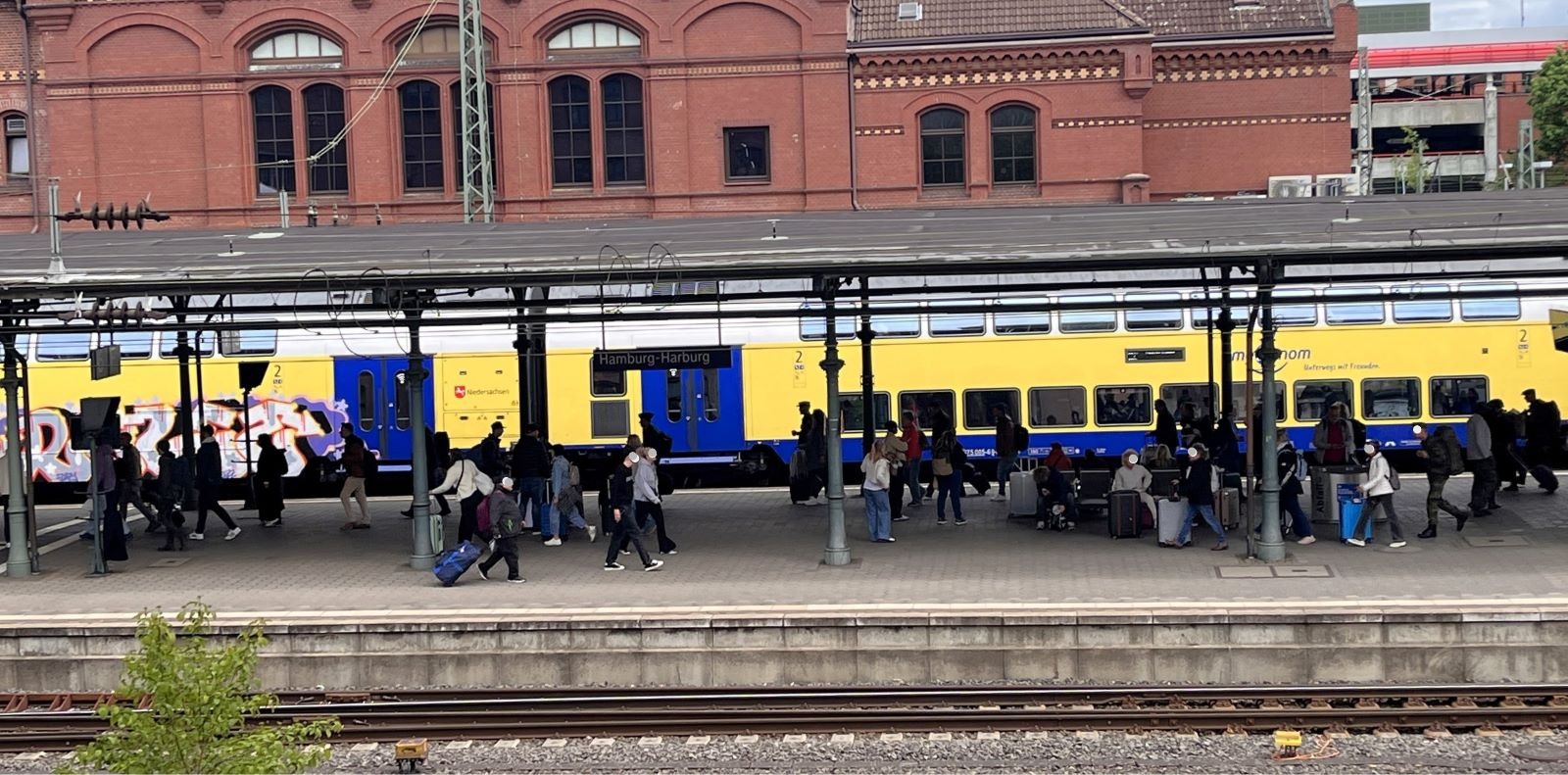 Ein Metronom am Bahnhof Harburg.  Foto: Christian Bittcher
