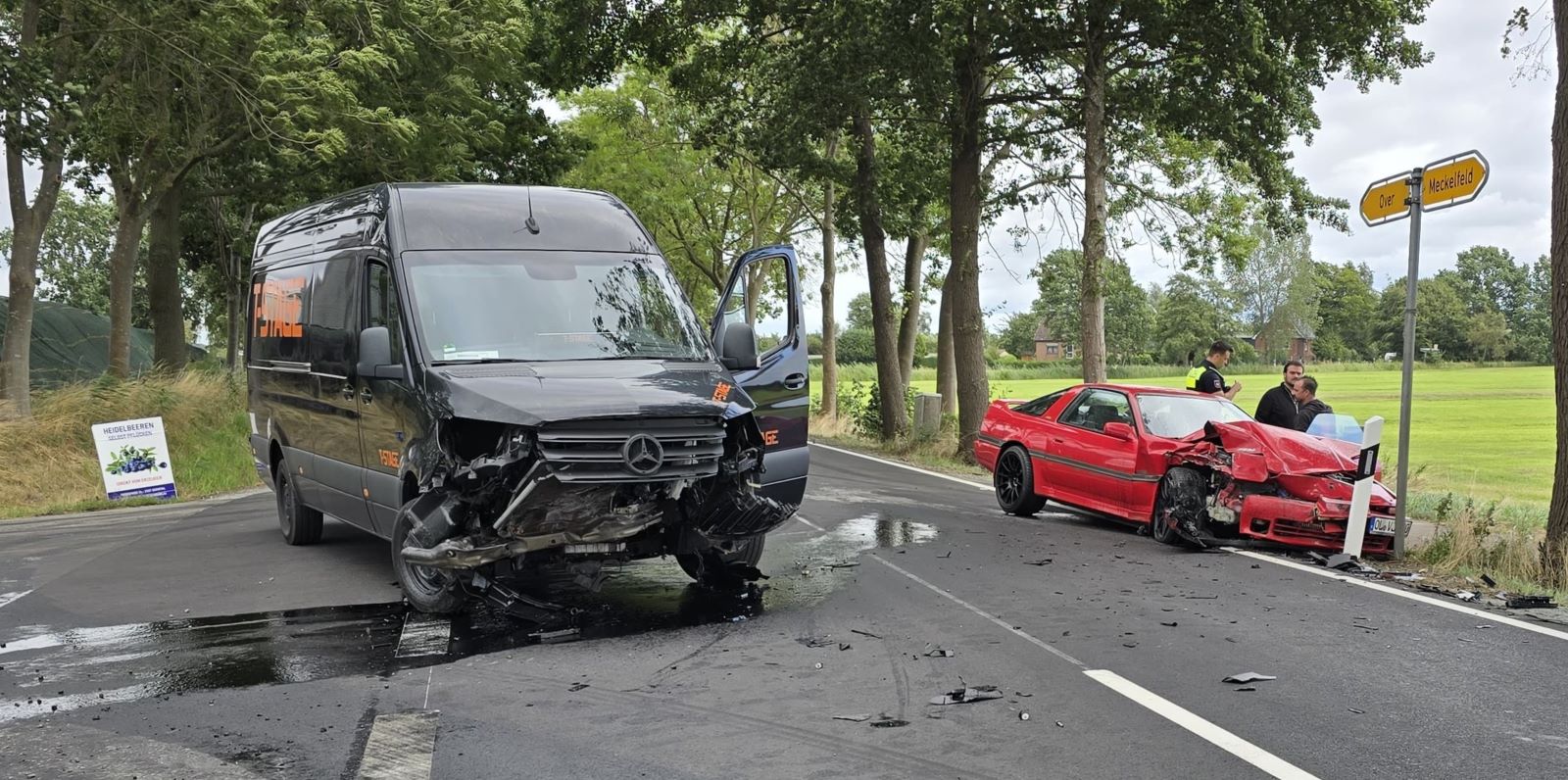 Die Unfallstelle: . Der Zusammenstoß ereignete sich im Bereich der Einmündung Friesenweg. Foto:  Lenthe-Medien/Müller