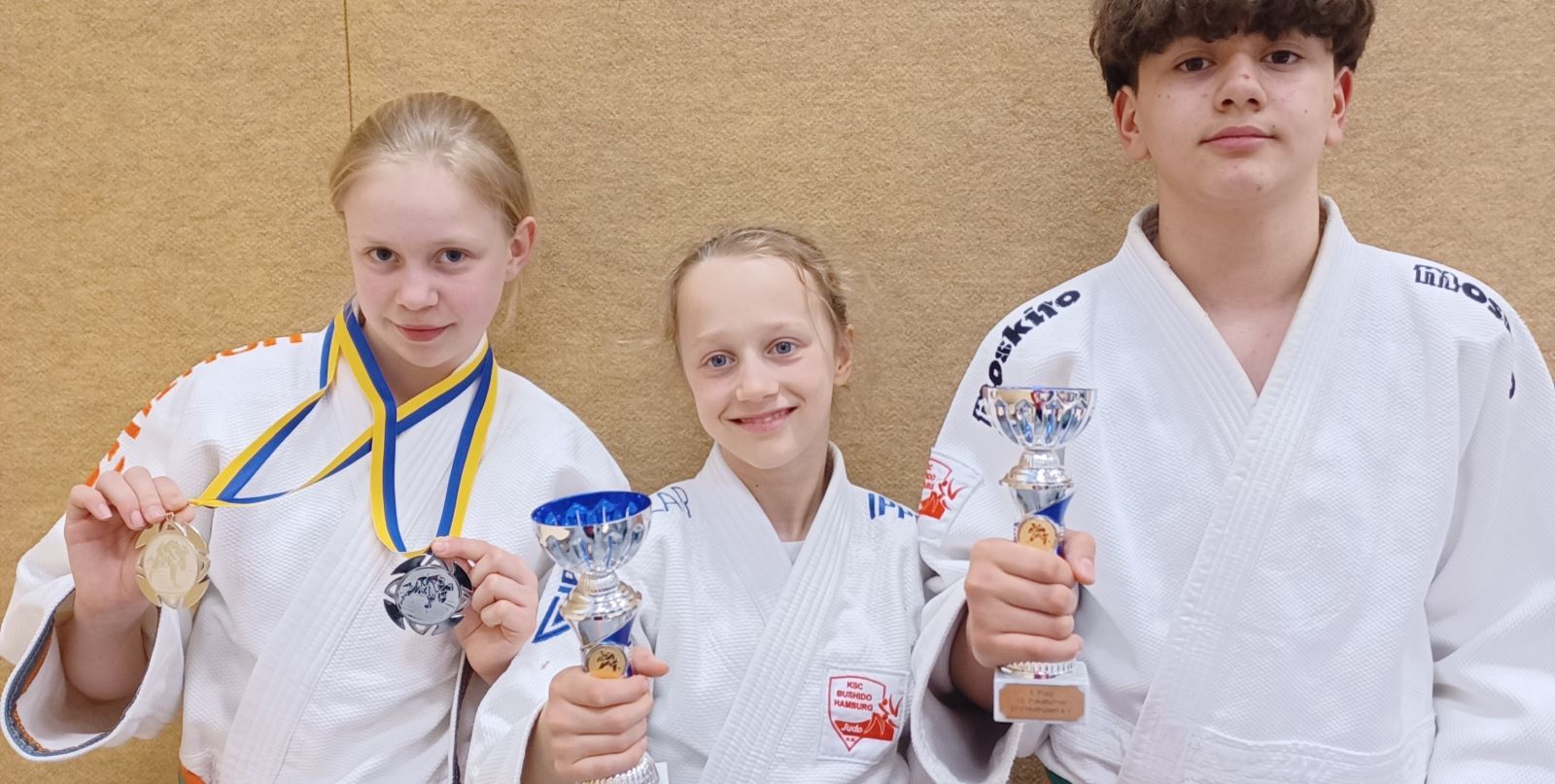 Erfolgreiche Nachwuchs-Judoka aus Eißendorf: Mara Wilkens (von links), Jenna Geerdts und Anes Redjepi. Foto: pr