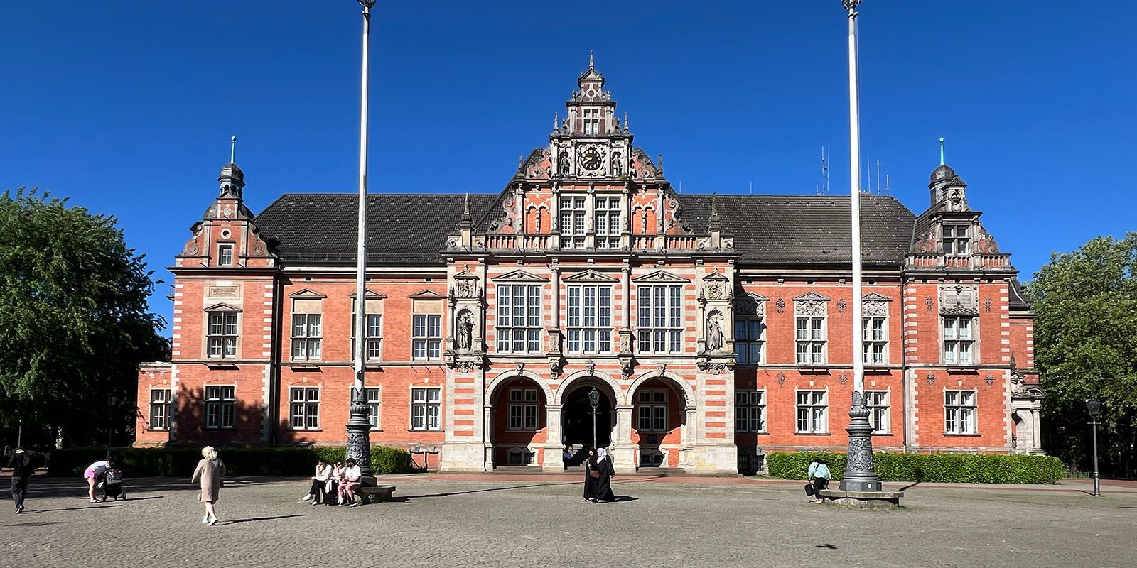 Das Harburger Rathaus, Sitz der Bezirksversammlung. Foto: zv