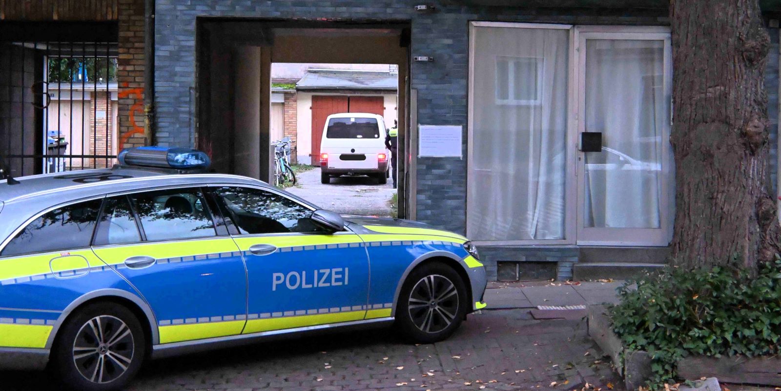 Der Vorfall ereignete sich am Samstagabend gegen 18.17 Uhr in der Bremer Straße, Ecke Baererstraße. Foto: Lenthe-Medien/Apelt