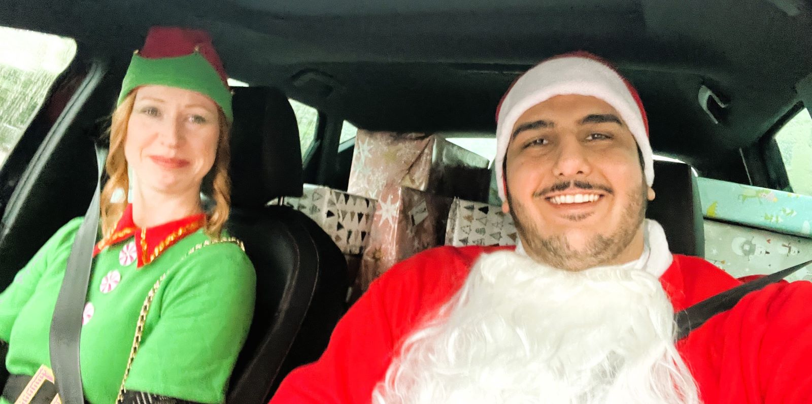 Mit vielen Geschenken statteten Weihnachtsmann Yusuf Yasar und sein Weihnachtself dem Kinderschutzhaus einen Besuch ab. Foto: privat